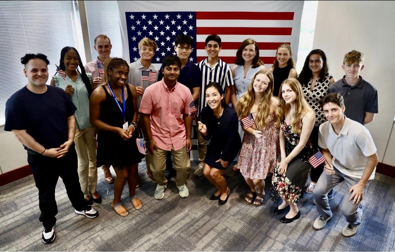 YA participants meet with US Ambassador Michelle Kwan.